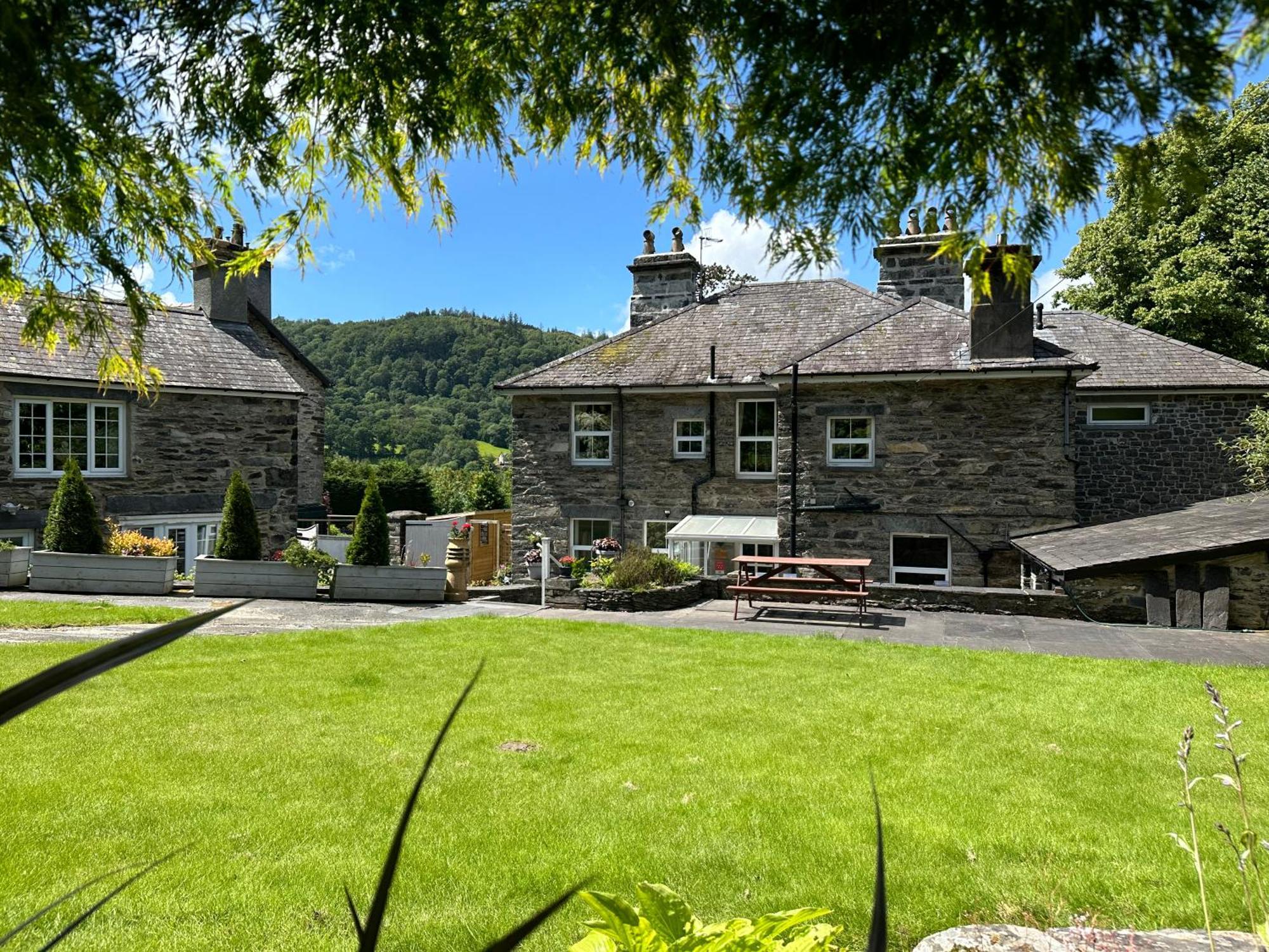 Tyn Y Fron 6 Bedroom House In Betws-Y-Coed Snowdonia ภายนอก รูปภาพ