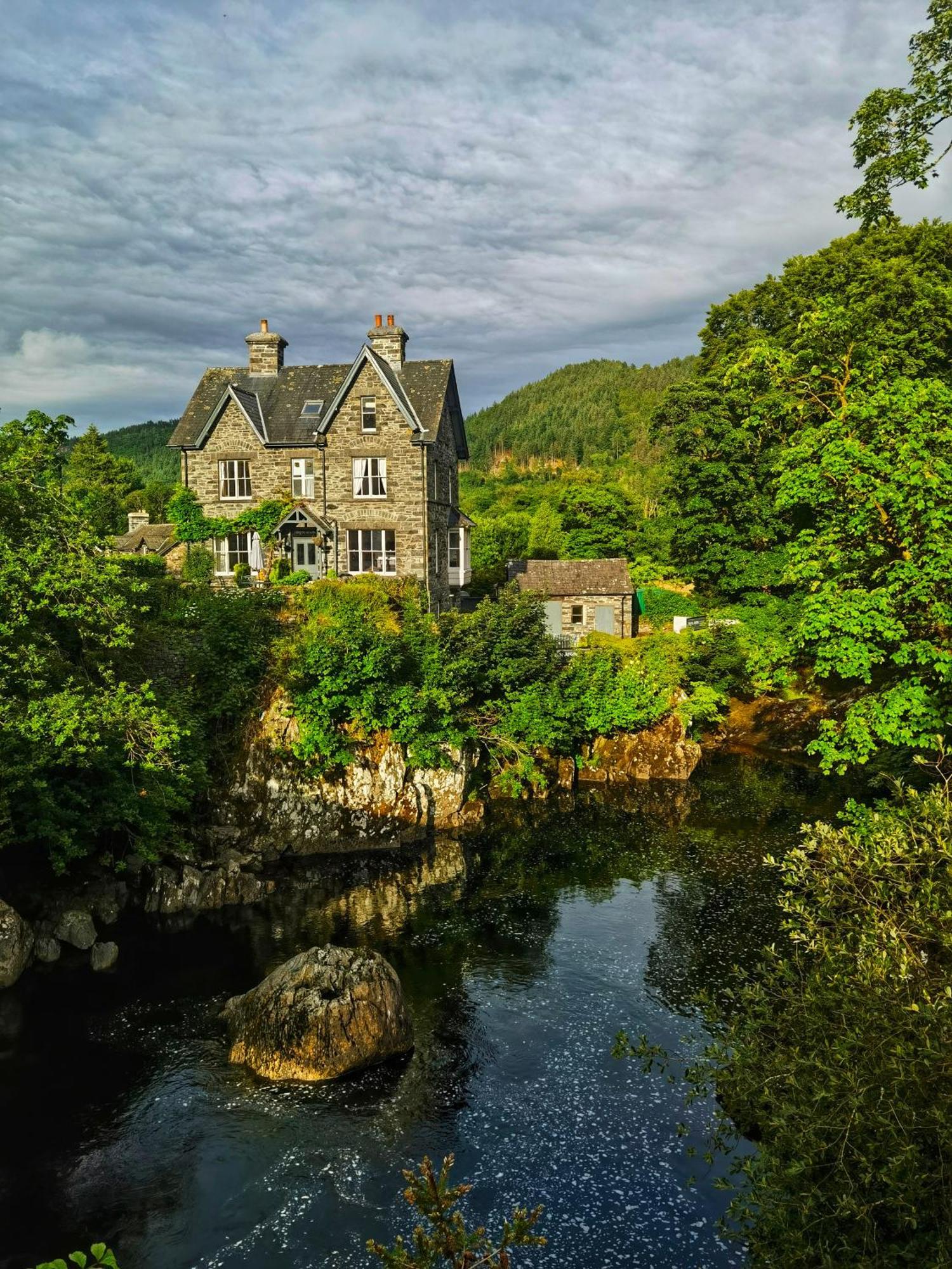 Tyn Y Fron 6 Bedroom House In Betws-Y-Coed Snowdonia ภายนอก รูปภาพ